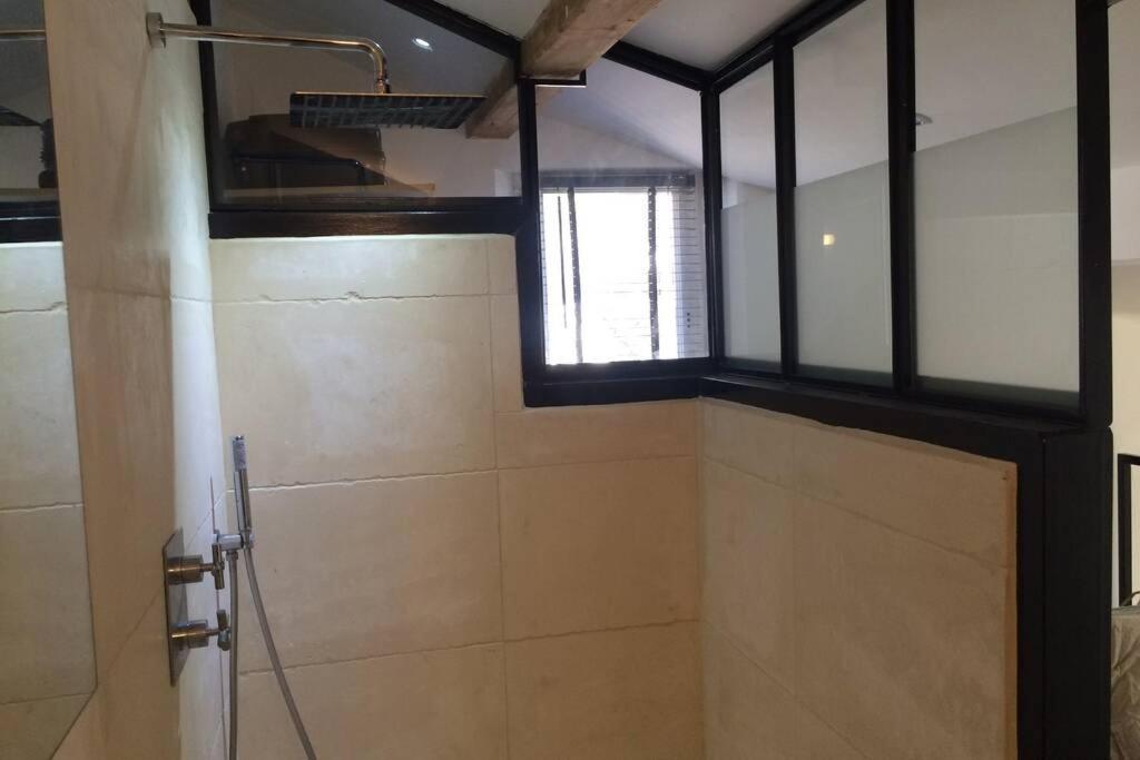 דירות ארל Duplex Avec Vue Sur Les Arenes מראה חיצוני תמונה